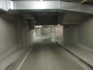 Pronájem garážového stání, Brno, Spáčilova, 17 m2