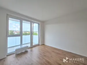 Pronájem bytu 2+kk, Praha - Vysočany, Pod Harfou, 45 m2