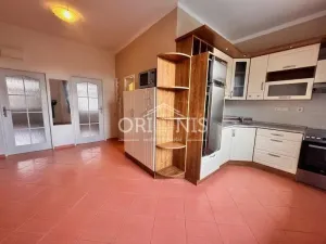 Pronájem bytu 2+1, Chomutov, náměstí Dr. Beneše, 60 m2