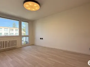 Pronájem bytu 2+kk, Praha, K Vystrkovu, 50 m2