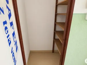 Pronájem bytu 2+kk, Praha, K Vystrkovu, 50 m2