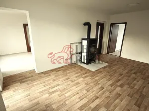 Pronájem bytu 3+1, Zlonice, Pippichova, 74 m2