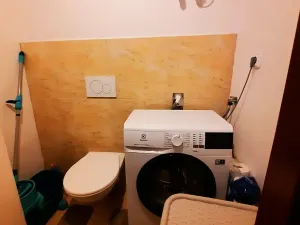 Pronájem bytu 1+kk, Praha - Smíchov, Plzeňská, 22 m2