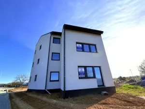Pronájem bytu 2+kk, Brno - Ivanovice, Černohorská, 48 m2