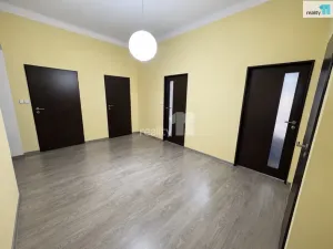 Pronájem bytu 4+1, Praha - Nusle, Svatoplukova, 94 m2