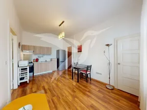 Pronájem bytu 2+kk, Praha - Nusle, Bartoškova, 45 m2