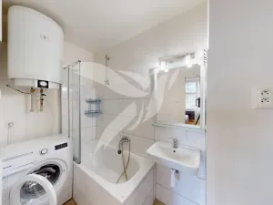 Pronájem bytu 2+kk, Praha - Nusle, Bartoškova, 45 m2