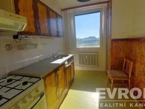 Pronájem bytu 3+1, Praha - Troja, Svídnická, 75 m2