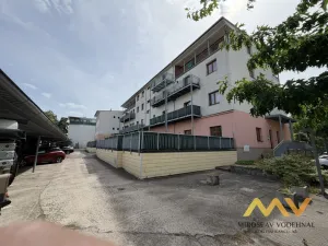 Pronájem bytu 1+kk, Hradec Králové - Nový Hradec Králové, Mrštíkova, 32 m2