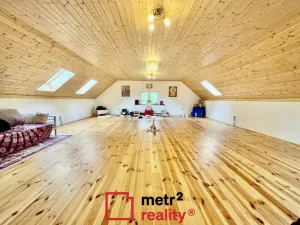 Prodej rodinného domu, Bouzov, 400 m2