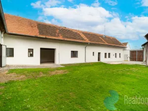 Prodej zemědělské usedlosti, Babice, 439 m2