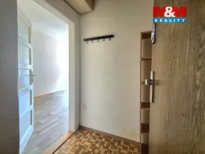 Pronájem bytu 1+kk, Praha - Holešovice, Stupkova, 31 m2