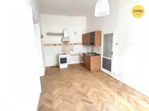 Prodej bytu 2+1, Opava, Zacpalova, 64 m2