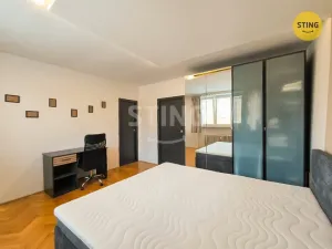 Pronájem bytu 2+kk, Ostrava, Porubská, 59 m2