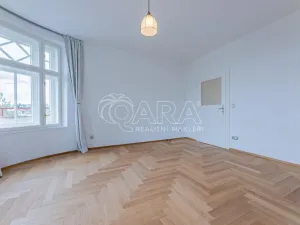 Pronájem bytu 3+1, Praha - Dejvice, 133 m2