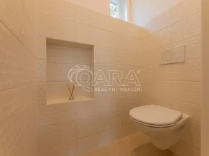 Pronájem bytu 3+1, Praha - Dejvice, 133 m2