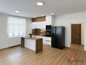Pronájem bytu 4+kk, Opava - Předměstí, Na Nábřeží, 88 m2