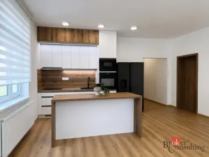 Pronájem bytu 4+kk, Opava - Předměstí, Na Nábřeží, 88 m2