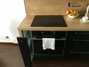 Pronájem bytu 2+kk, Karlovy Vary - Drahovice, Mattoniho nábřeží, 62 m2