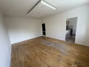 Prodej bytu 1+1, Havířov, Junácká, 31 m2