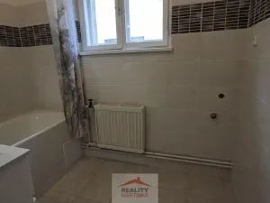 Pronájem bytu 2+1, Valašské Meziříčí - Krásno nad Bečvou, Zámecká, 75 m2