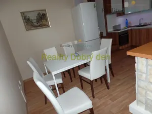 Pronájem bytu 2+kk, Opava, Hozovo nábřeží, 81 m2