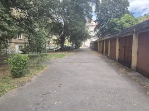Pronájem garáže, Praha - Braník, Na Mlejnku, 15 m2