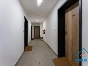 Prodej bytu 1+kk, Loučná pod Klínovcem - Loučná, 37 m2