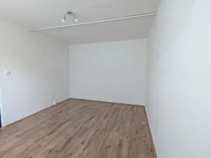 Pronájem bytu 1+1, Louny, Čs. armády, 40 m2