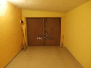 Pronájem garáže, Znojmo, Hradišťská, 18 m2