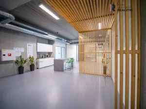 Pronájem kanceláře, Zlín - Prštné, Přímá, 26 m2