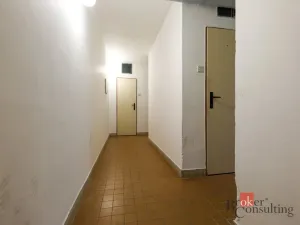 Prodej bytu 3+1, Plzeň - Skvrňany, Pecháčkova, 74 m2