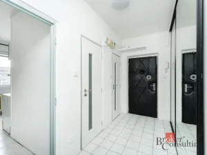 Pronájem bytu 2+1, Praha, 57 m2