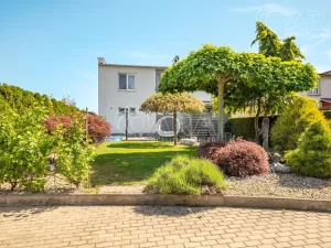 Prodej rodinného domu, Tišice, Souběžná, 170 m2