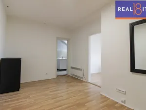 Pronájem bytu 1+1, Praha, Jugoslávských partyzánů, 41 m2