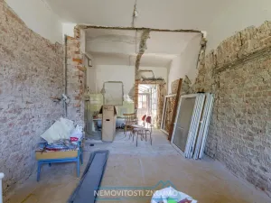 Prodej rodinného domu, Božice, 382 m2