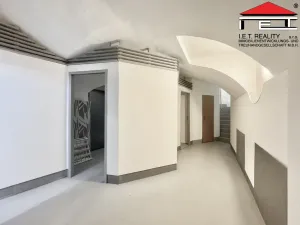 Pronájem restaurace, Brno, Josefská, 127 m2