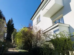 Pronájem bytu 1+1, Praha - Smíchov, Franty Kocourka, 55 m2