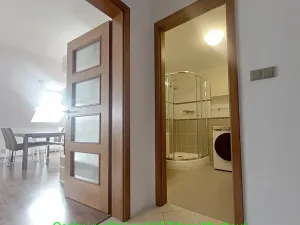 Pronájem bytu 3+kk, Praha - Strašnice, Gutova, 92 m2