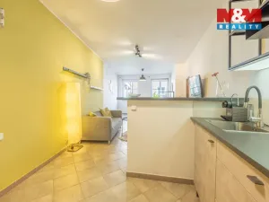 Prodej bytu 2+kk, Zeleneč, Čsl. armády, 44 m2