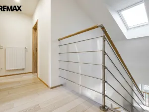 Pronájem bytu 4+kk, Karlovy Vary, Bulharská, 118 m2