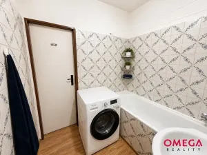 Prodej bytu 3+1, Praha - Suchdol, Gagarinova, 71 m2