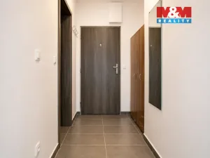 Pronájem bytu 1+kk, Praha - Letňany, Frýdecká, 27 m2