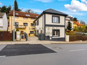 Prodej bytu 2+kk, Praha - Zbraslav, Elišky Přemyslovny, 63 m2