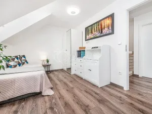 Prodej rodinného domu, Kostelec nad Labem, V Chaloupkách, 120 m2