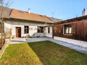 Prodej rodinného domu, Kostelec nad Labem, nám. Pod Martinem, 135 m2