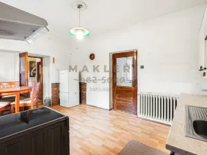 Prodej rodinného domu, Kostelec nad Labem, nám. Pod Martinem, 135 m2