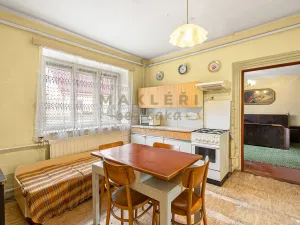 Prodej rodinného domu, Cítov, 400 m2