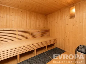 Pronájem vily, Průhonice, Sadová, 350 m2