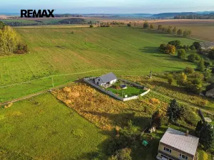 Prodej pozemku pro bydlení, Chomle, 783 m2